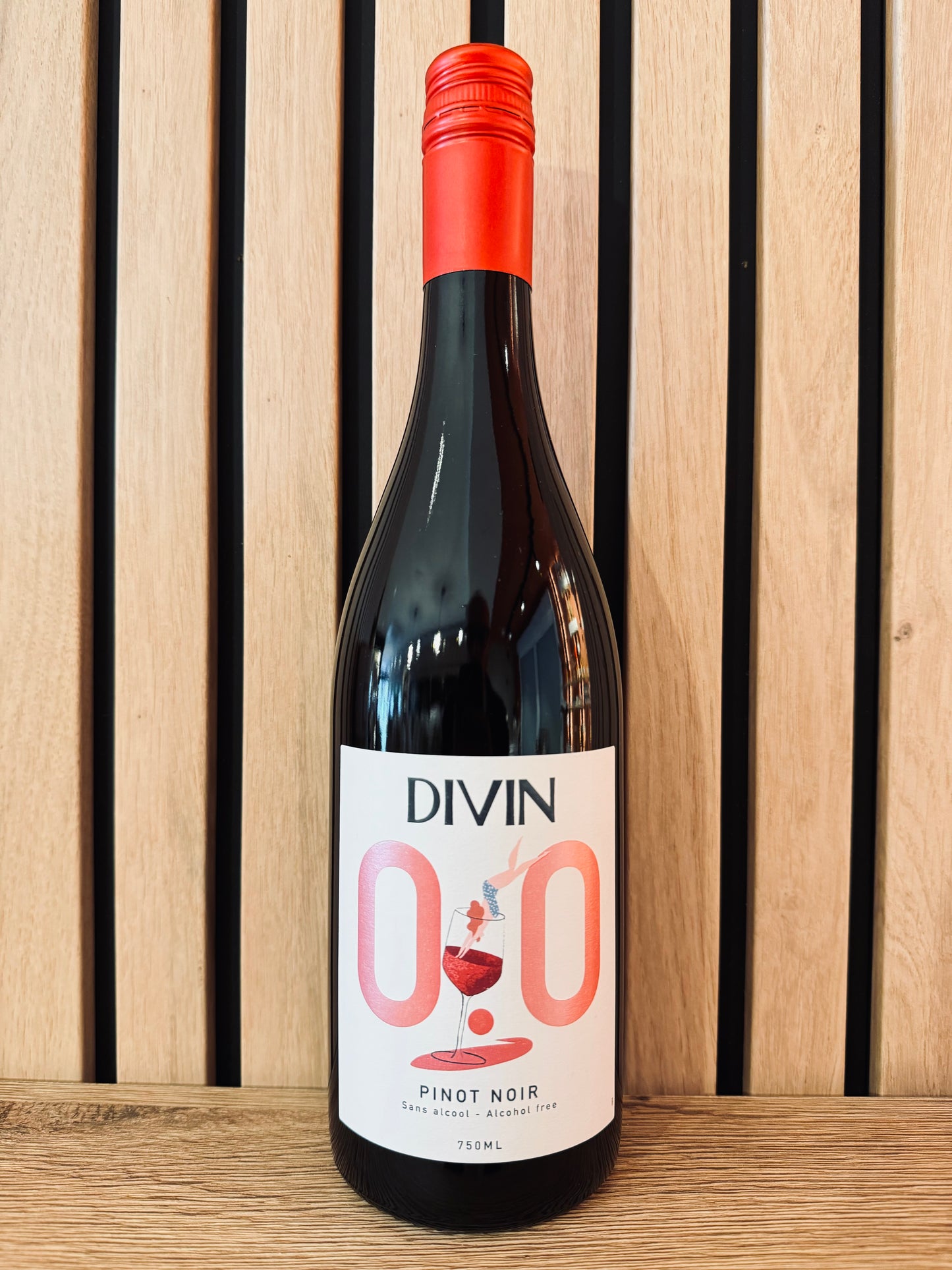 Vin Rouge sans alcool, Divin, Pinot Noir, Florian Mollet